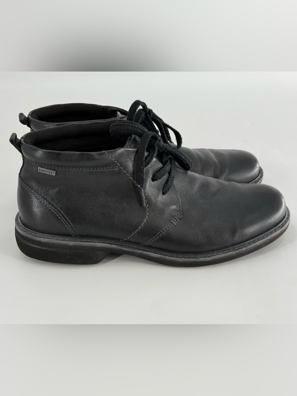 Ecco Men's Lace Up Chukka Boots Black Leather Gore Tex 45 / 11-11.5 - Picture 2 of 11